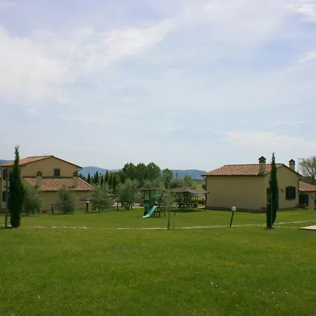 Fratticciola Sleeps 6 Pool Air Con Wifi Apartment *