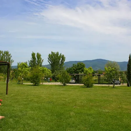 Fratticciola Sleeps 6 Pool Air Con Wifi Apartment *